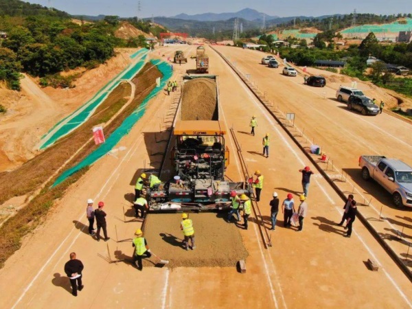 石嘴山高速公路